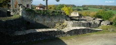 www.chateauxfaure-et-faureteresses.com_domfront_05.jpg