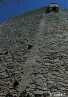 www.chateauxfaure-et-faureteresses.com_roche-guyon(la)_donjon_06.jpg