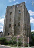 www.chateauxfaure-et-faureteresses.com_13_beaugency_loiret.jpg