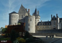 www.chateauxfaure-et-faureteresses.com_11_sully-sur-loire_loiret.jpg