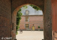 www.chateauxfaure-et-faureteresses.com_carrouges_04.jpg