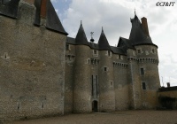 www_chateauxfaure-et-faureteresses_fougeres-sur-bievre_02.jpg