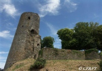 www.chateauxfaure-et-faureteresses.com_tour-melusine(la)_vouvant_03.jpg